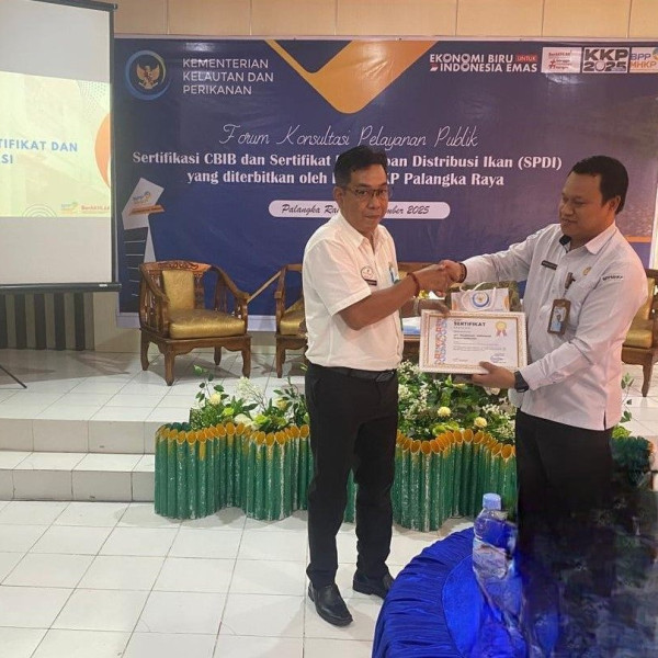 Gambar UPT Pelabuhan Perikanan Kuala Pembuang Raih Kategori Instansi Pembinaan CPIB Kapal Terbaik di Kalimantan Tengah Tahun 2025