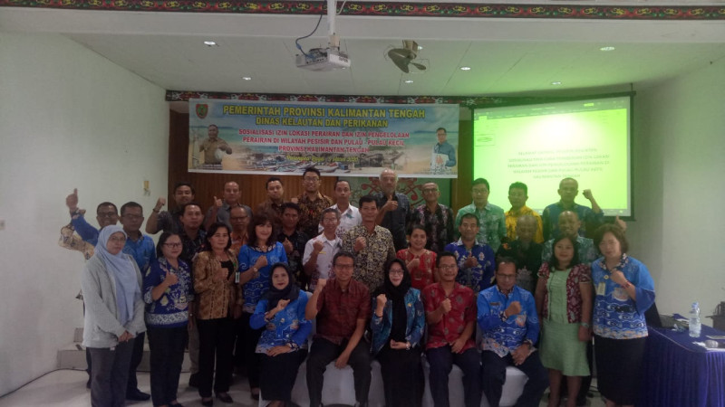 Gambar SOSIALISASI IZIN LOKASI PERAIRAN DAN IZIN PENGELOLAAN PERAIRAN DI WILAYAH PESISIR DAN PULAU-PULAU KECIL PROV. KALTENG