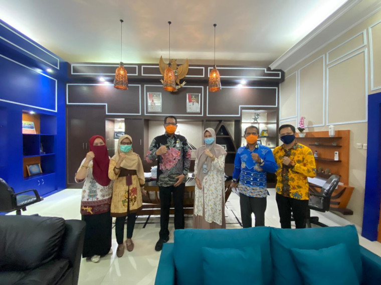 Gambar Kadislutkan Prov.Kalteng Berkoordinasi dengan LPMUKP