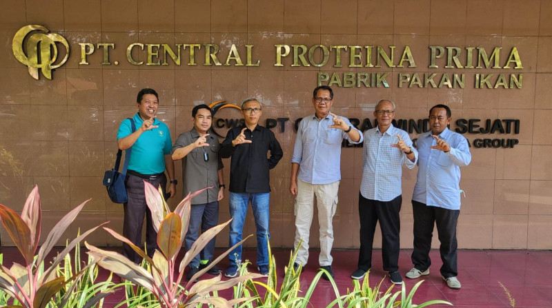 Gambar Persiapkan Pembangunan Shrimp Estate, Kadislutkan Prov. Kalteng Kunjungi PT. CP Prima Sidoarjo