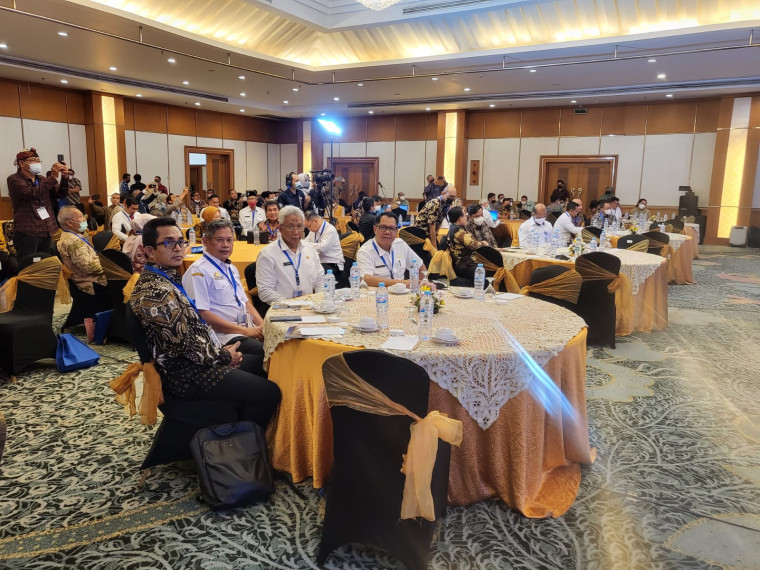 Gambar Kepala Dislutkan Hadiri National Shrimp Action Forum 2022 di Jakarta