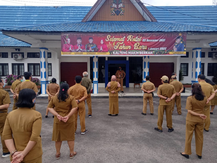 Gambar Awali Tahun 2022, Kadislutkan Berikan Motivasi kepada ASN Dislutkan Prov. Kalteng