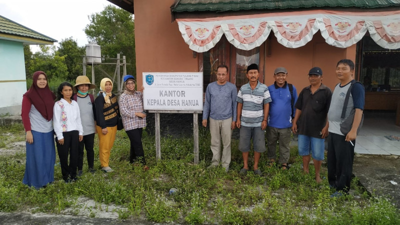 Gambar Restoking ikan betok/papuyu di Danau Pesu Desa Hanua Kecamatan Banama Tingang Kabupaten Pulang Pisau Kalimantan Tengah