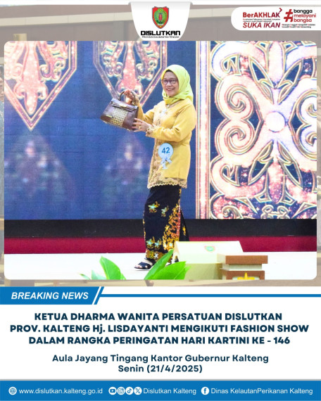 Gambar Ketua DWP Dislutkan Prov. Kalteng mengikuti Fashion Show dalam rangka Hari Kartini ke-146 Tahun 2025