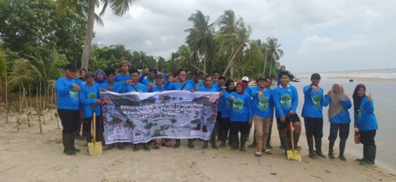 Gambar Pemprov Kalteng Dorong Kelestarian Ekosistem Pesisir, Warga Sungai Bundung Sukamara Ikuti Pelatihan dan Penanaman Mangrove